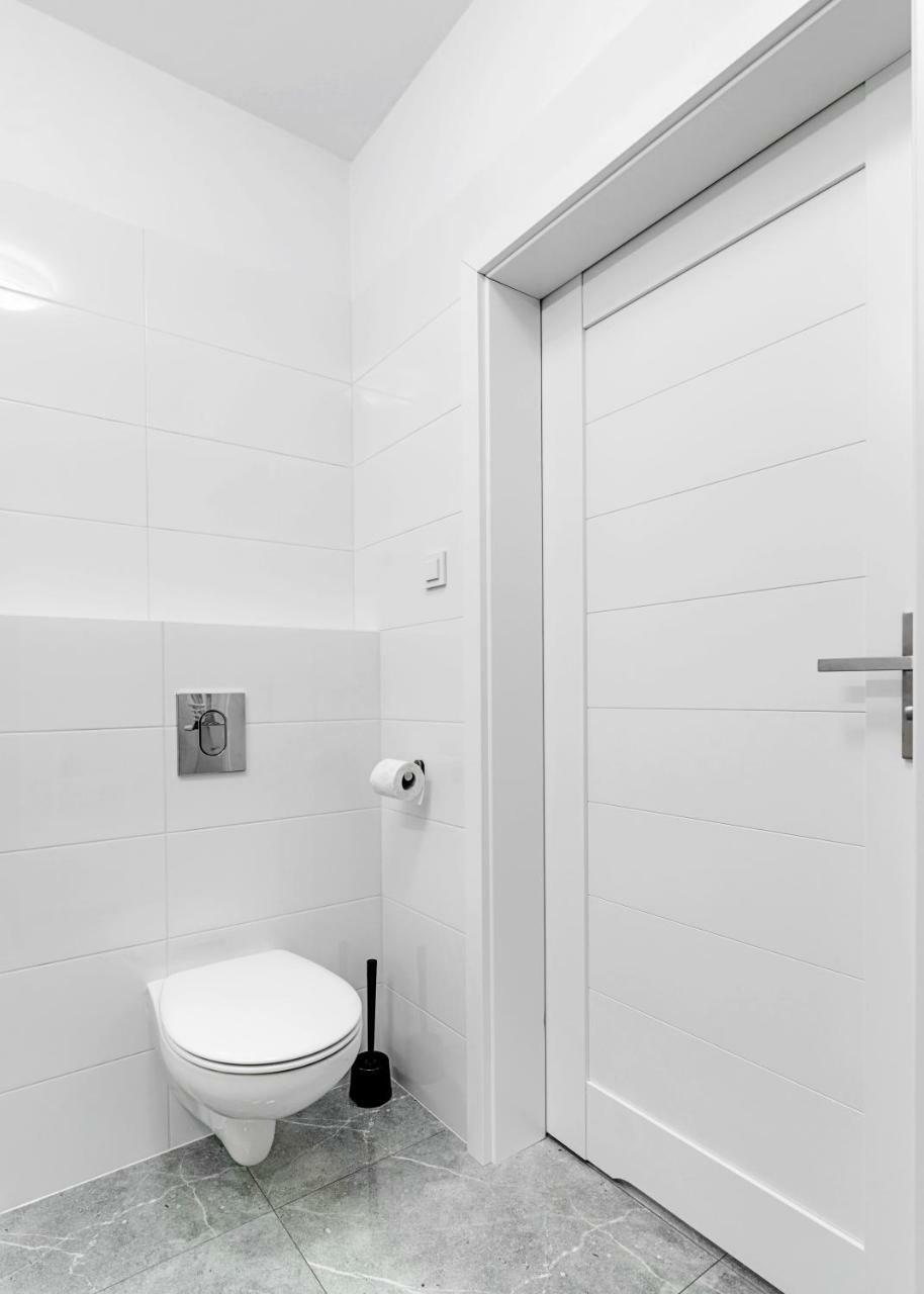 Warszawa-Wlochy Brilliant Apartment מראה חיצוני תמונה