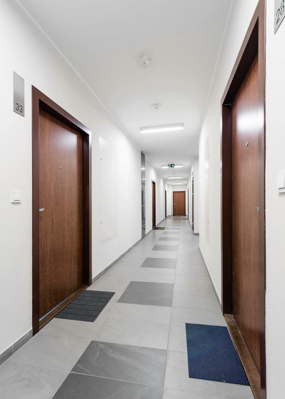 Warszawa-Wlochy Brilliant Apartment מראה חיצוני תמונה